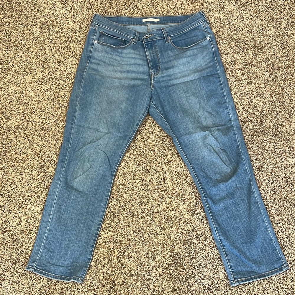 Petite Levi women’s jeans